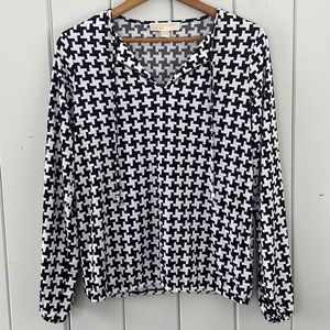 Michael Kors Women’s Blouse Shirt Black White Size Small Arm Slits Oversized